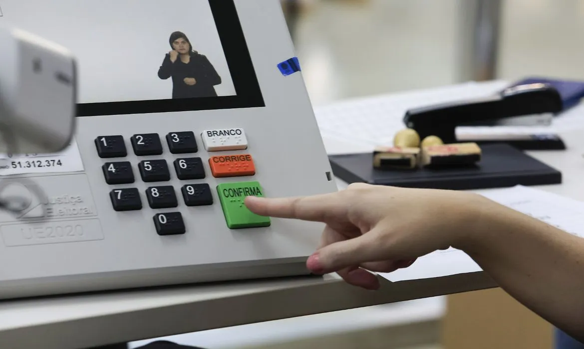 Eleitor pode votar no segundo turno mesmo se faltou