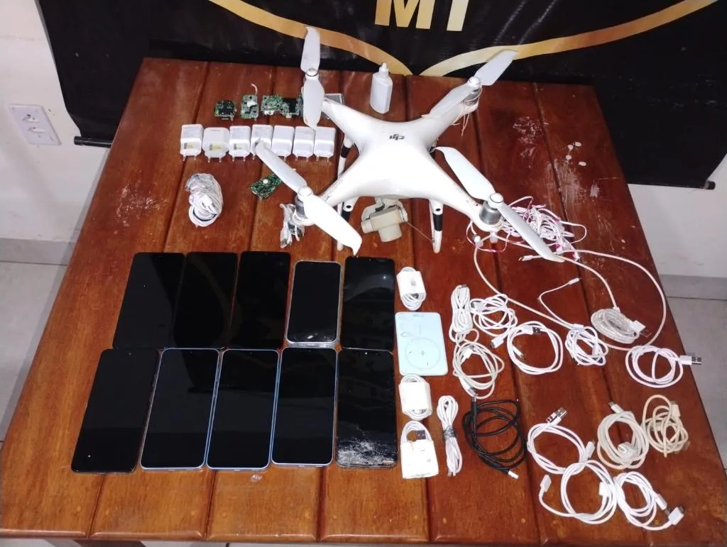 Equipe antidrone intercepta tentativa de entrega de celulares e acessórios ilícitos durante a madrugada em unidade prisional