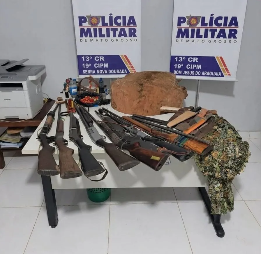 Armas são apreendidas e dois homens são presos em Serra Nova Dourada