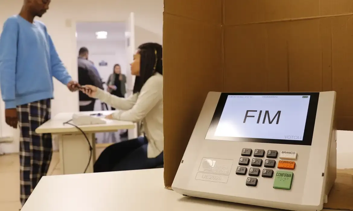 TRE-RJ alerta para mudanças nos locais de votação