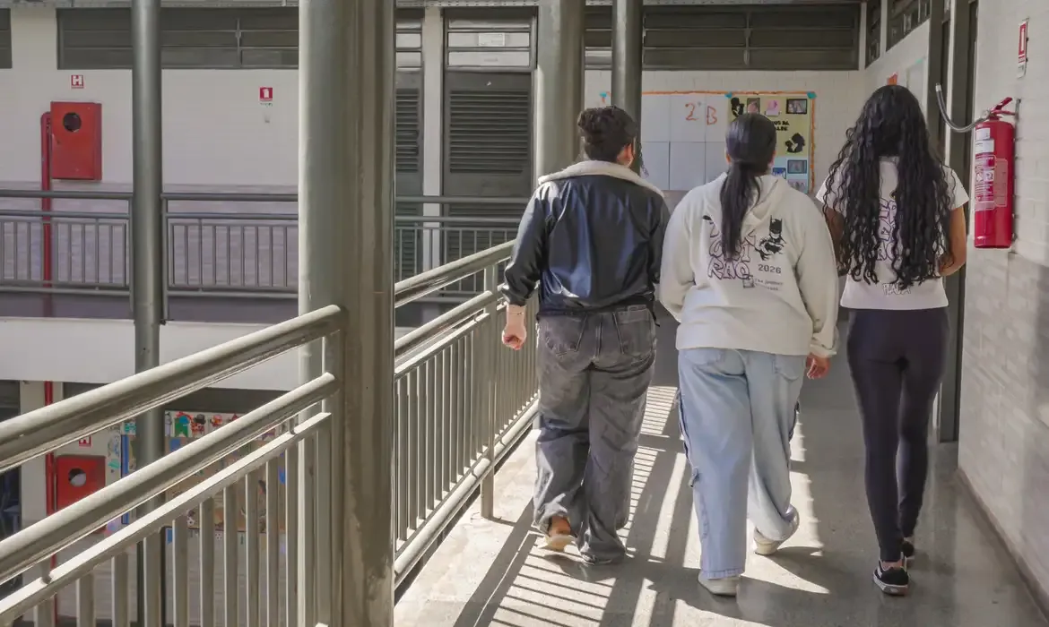 Fies abre vagas remanescentes para instituições em 2026